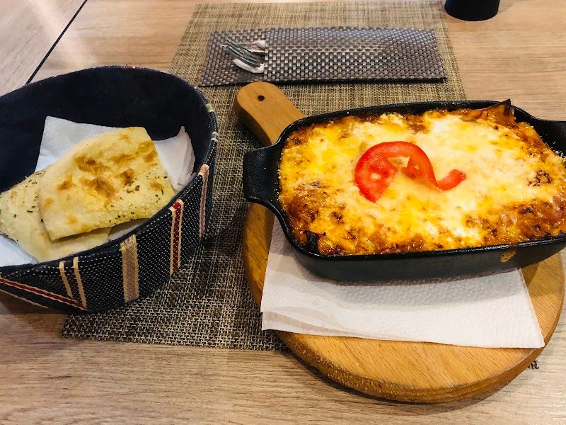 Pizzeria & Restoran Corner