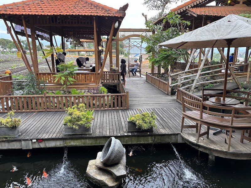 Pondok Desa Traditional Restoran Batu
