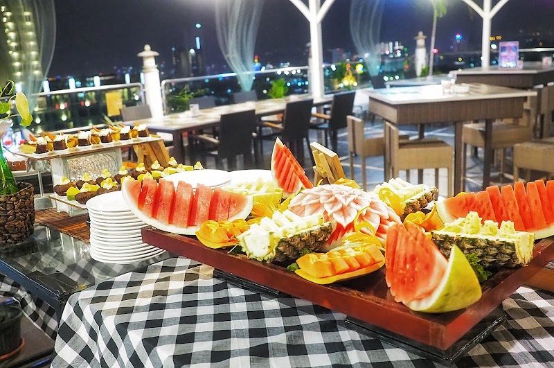 Asher Bistro & Roof Top (Kings Hotel Batam)