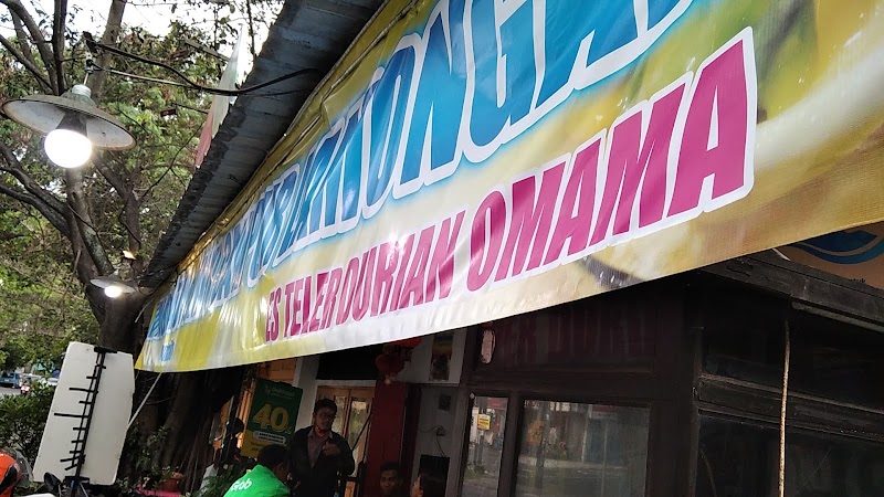 Es Teler Durian & Soup Durian Omama, Klojen