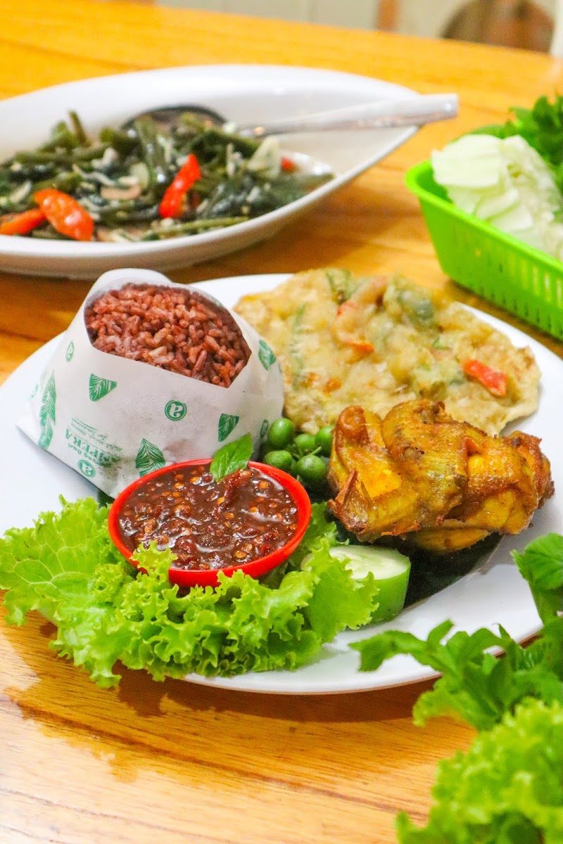 Warung Nasi Ampera Suci