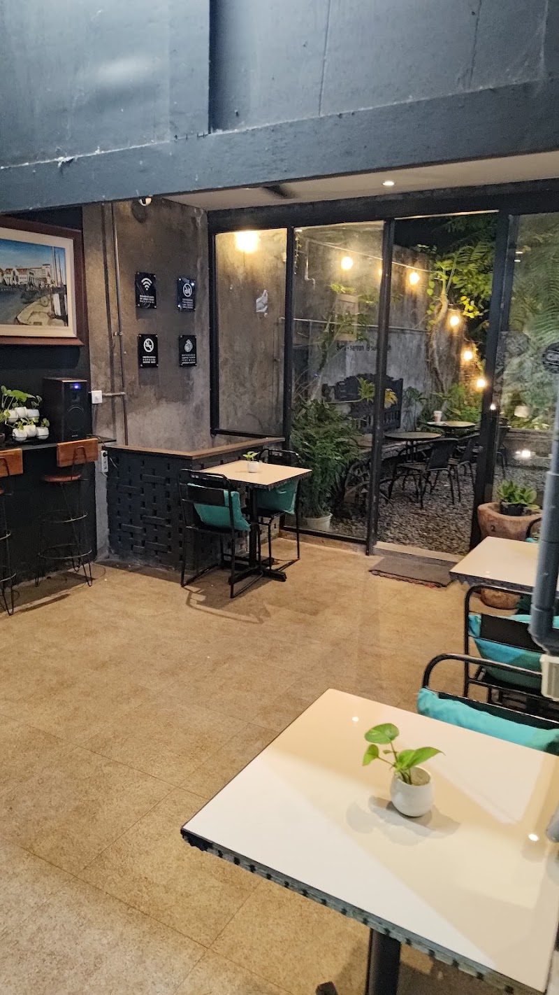 Caritahu Cafe