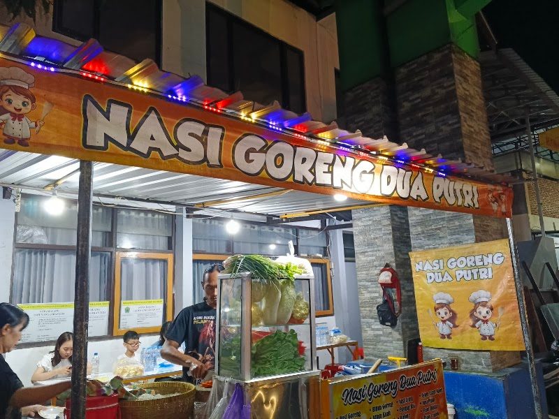 Nasi Goreng Dua Putri