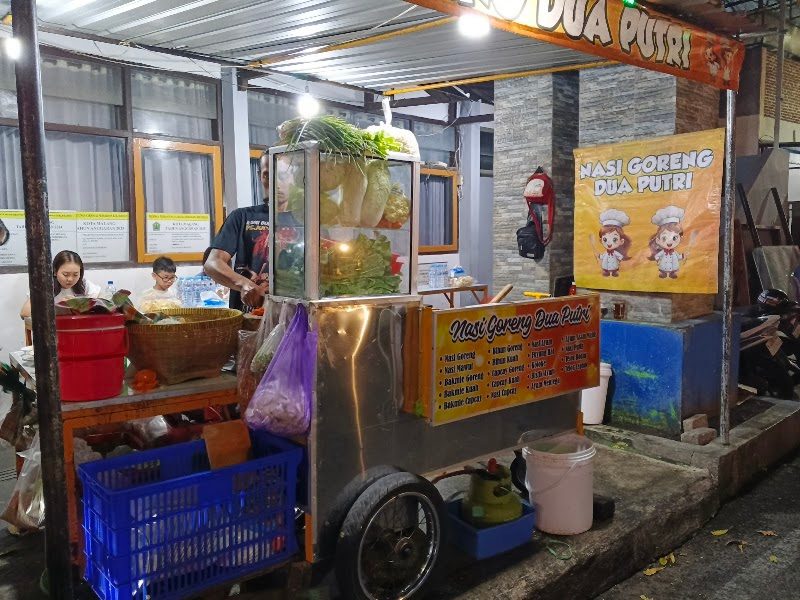 Nasi Goreng Dua Putri