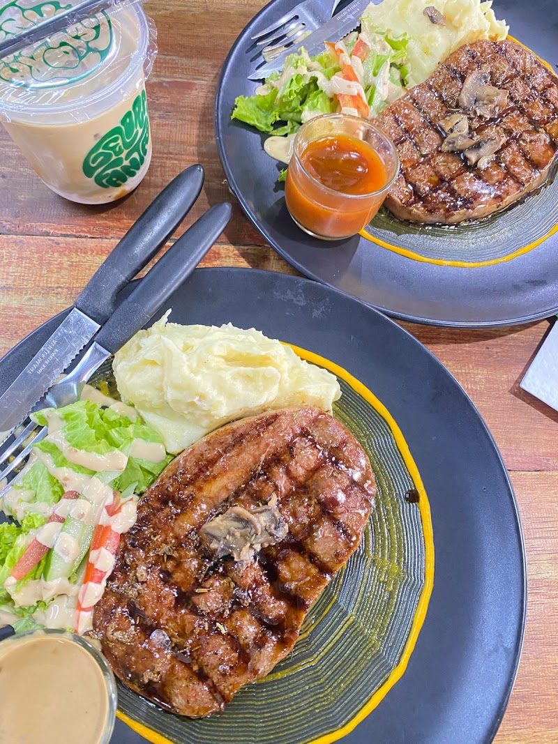 Meatsologist Steak Hall