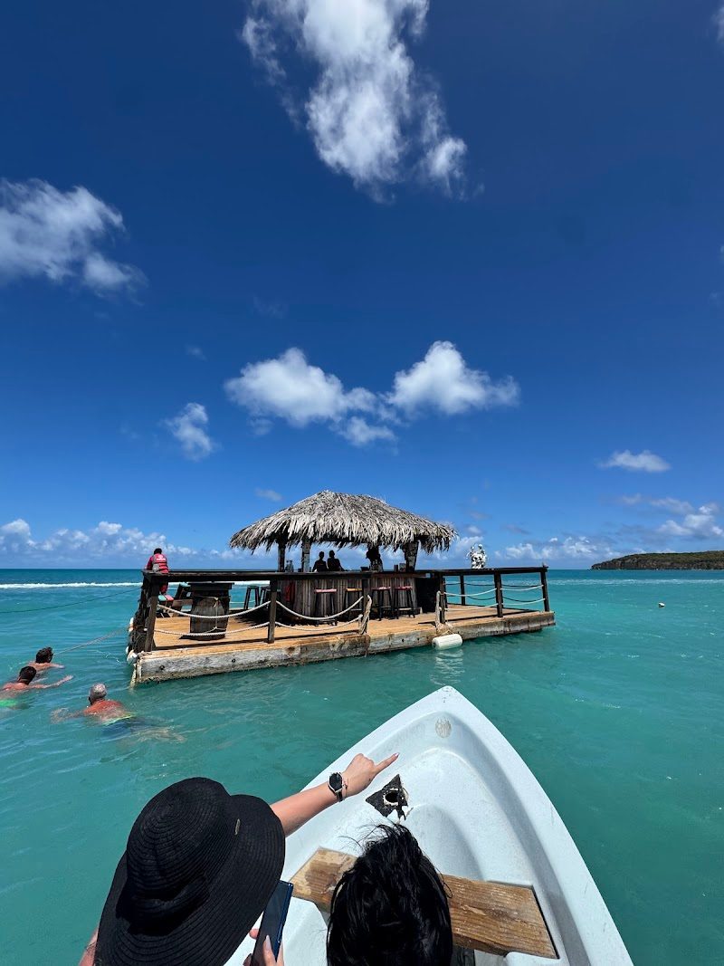 Coconut Grove Antigua (Coconut Grove Restaurant & Bar)
