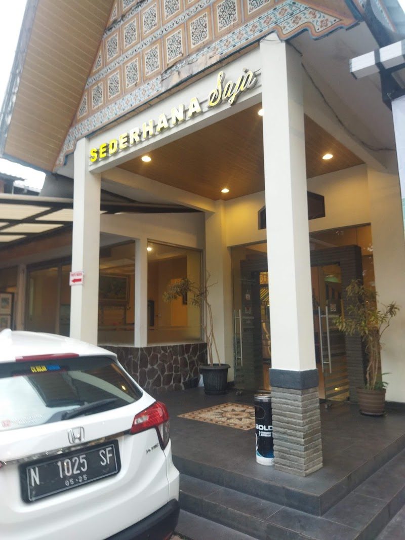 Padang Sederhana Rampal Celaket
