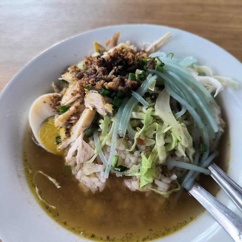 Soto Basket Stasiun