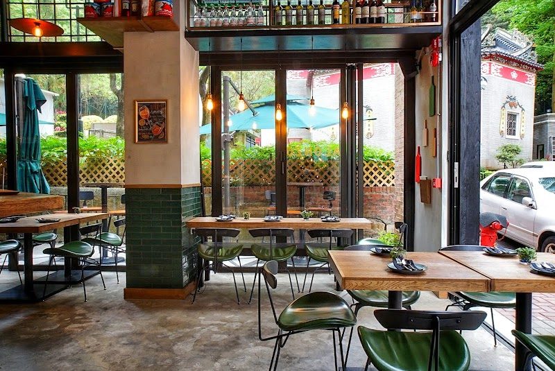 Ask for Alonzo – Tai Hang