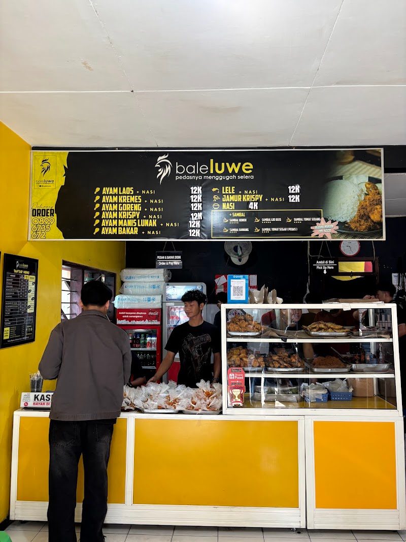Warung Baleluwe