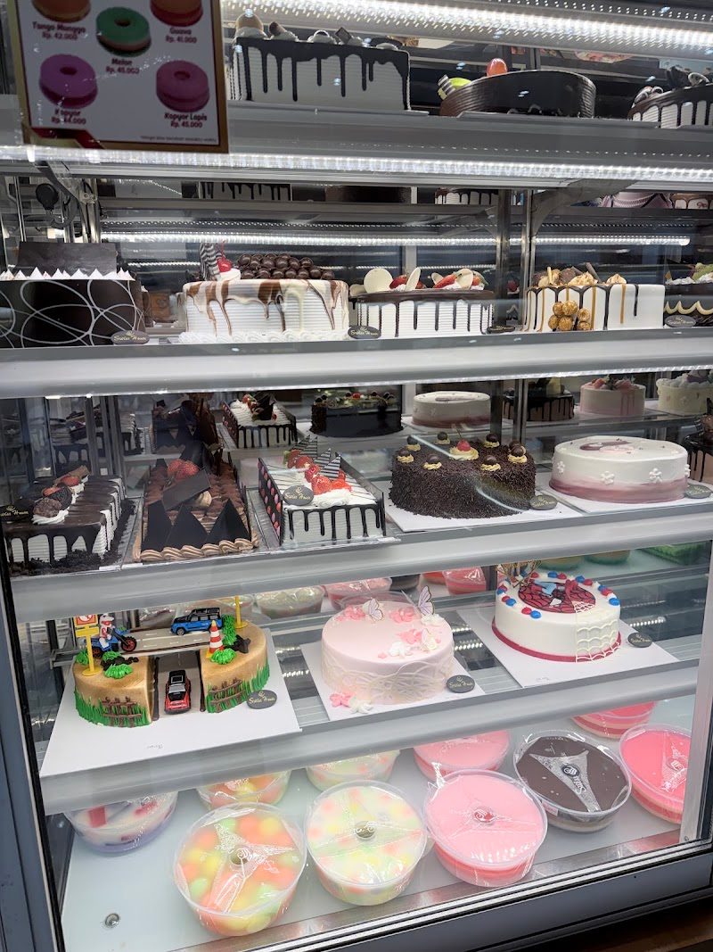 Swiss House Bakery