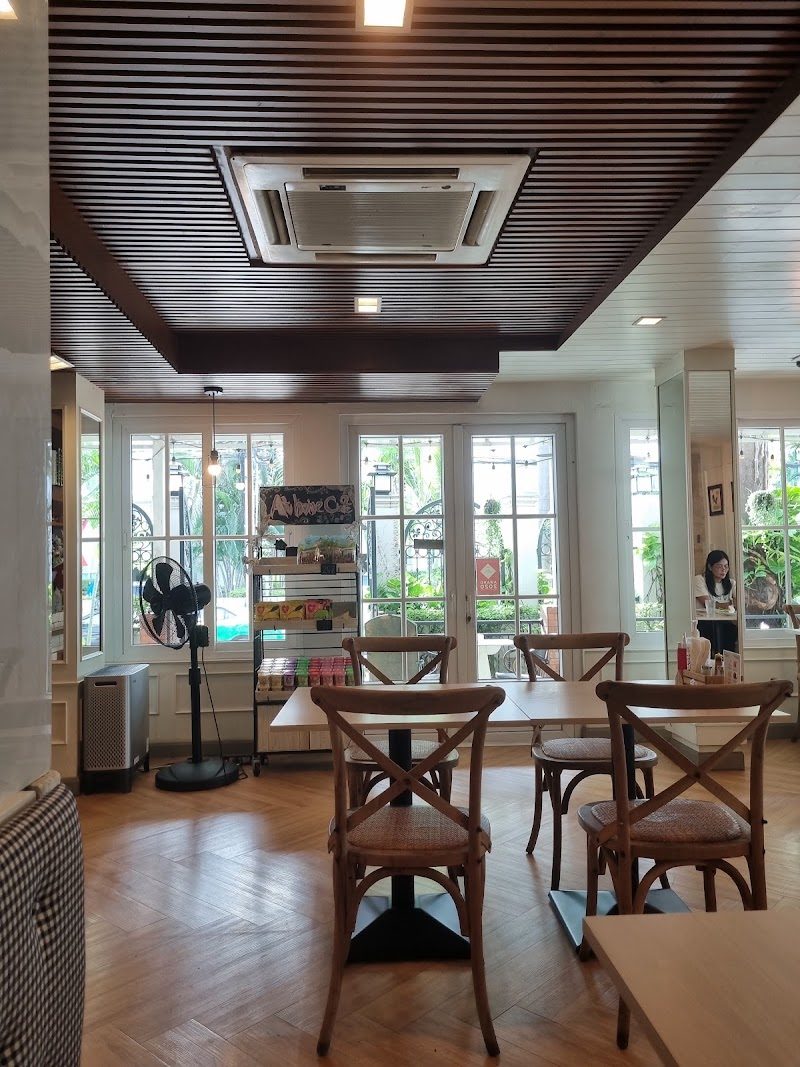 At Home Cafe & Eatery