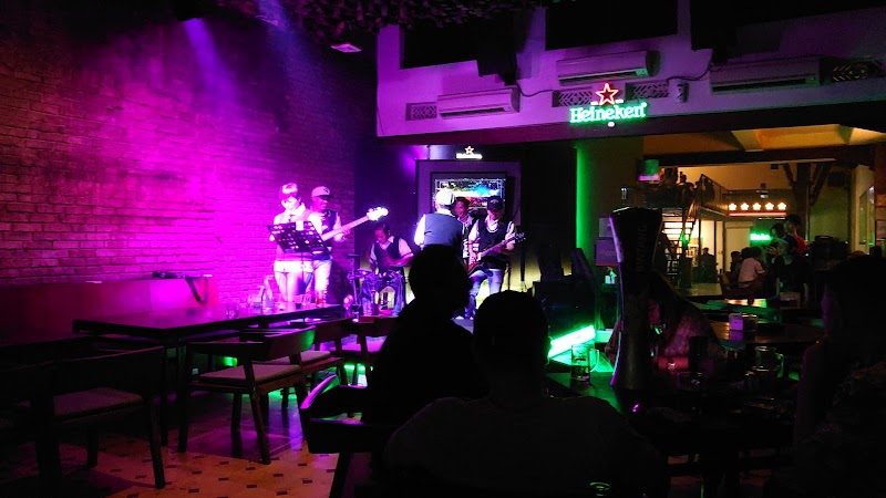 La Baraga (LB Bar & Resto)