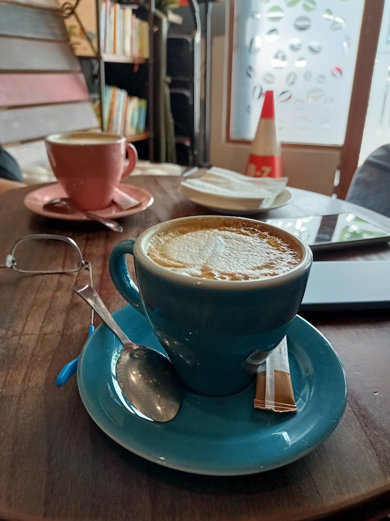 Skybox Cafe (Skybox Coffee Cafe)