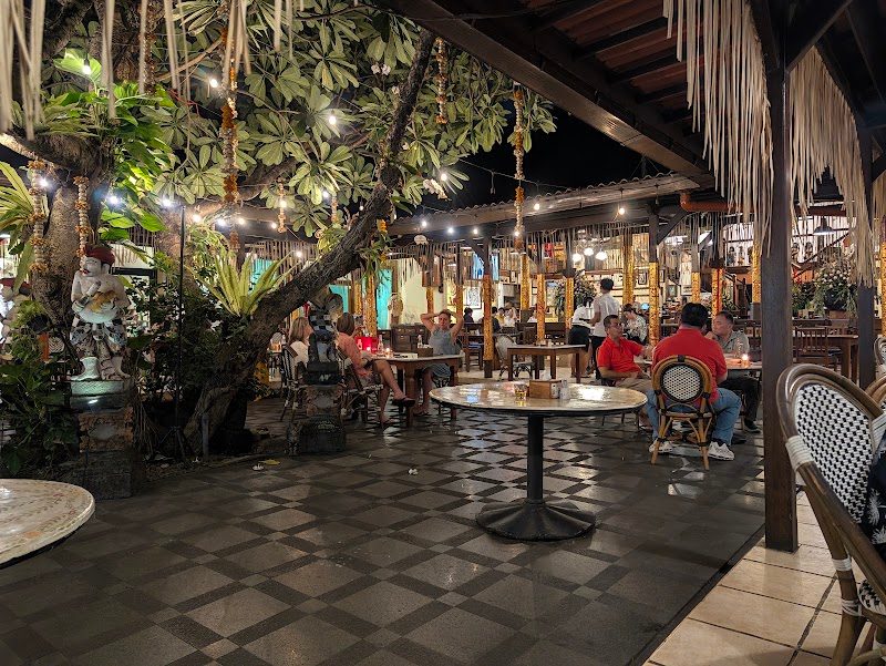 Made's Warung Seminyak