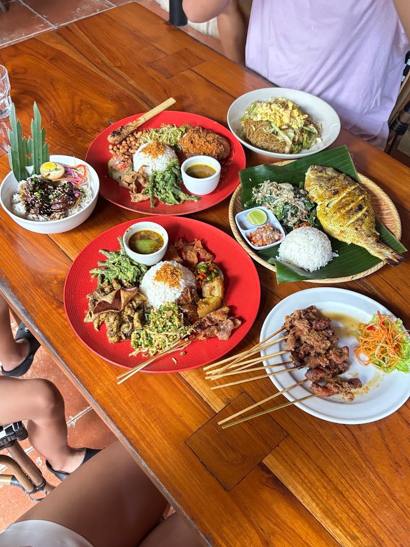 Made's Warung Seminyak