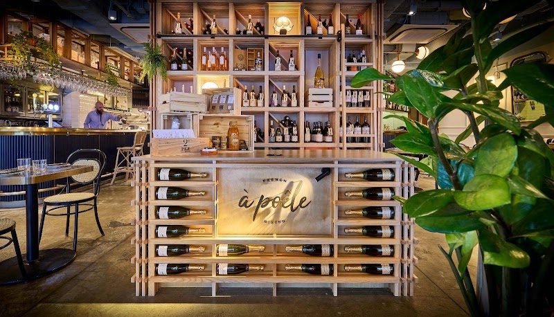 À Poêle French Bistro