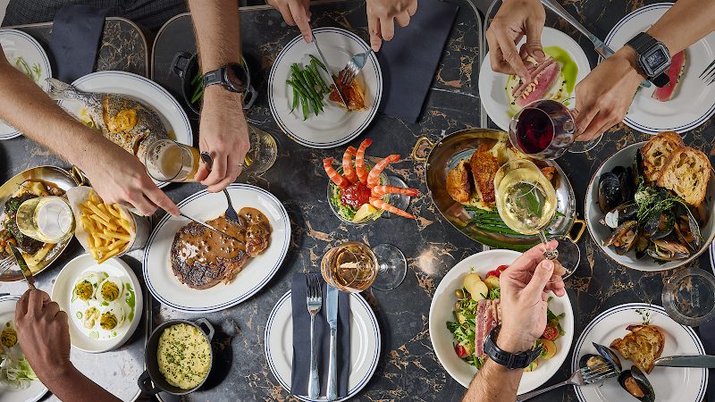 À Poêle French Bistro