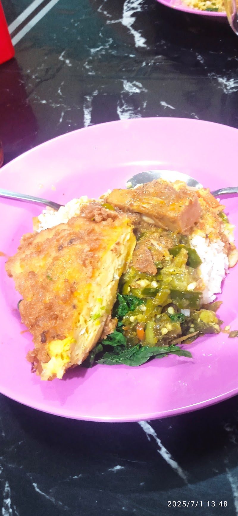 Masakan Padang Lima Saudara