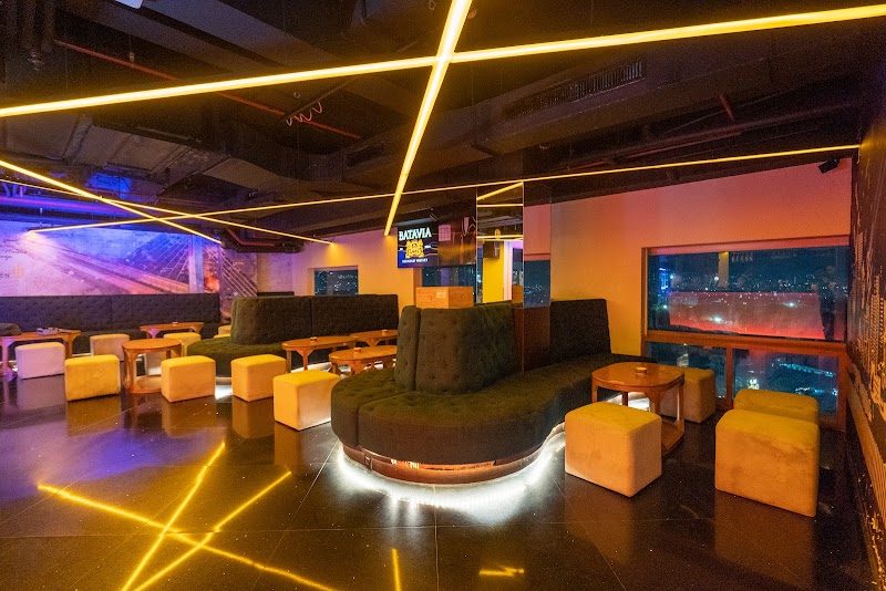 Vesper Sky Bar & Lounge