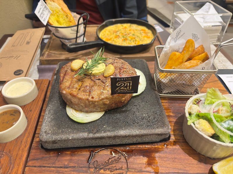 Justus Steak House Jawa