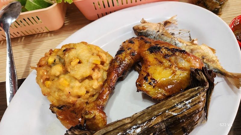 Warung Nasi Ampera Simpang