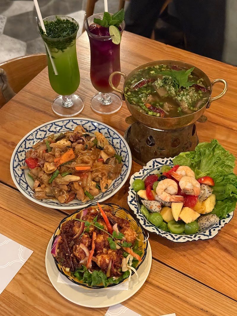 Siam 28