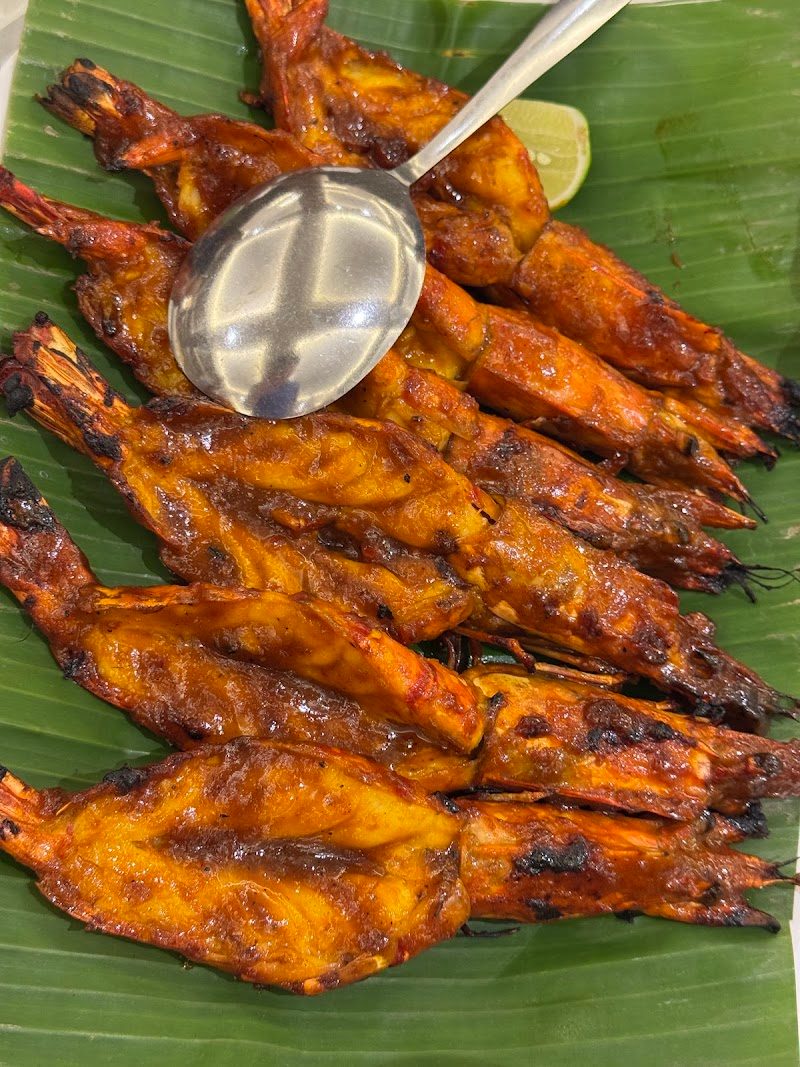 Layar Seafood Bukit Mas