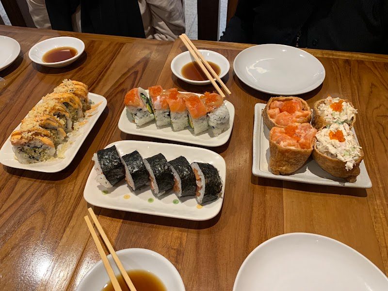 Salad & Sushi 368 (Blok M Plaza)