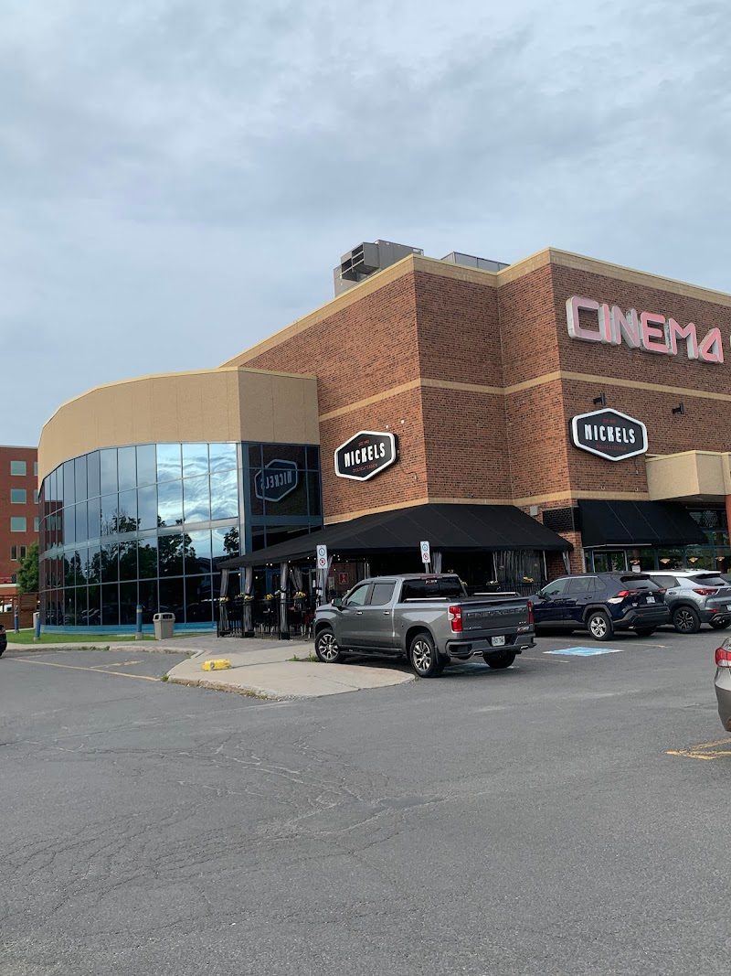 Deli Chenoy's Gatineau