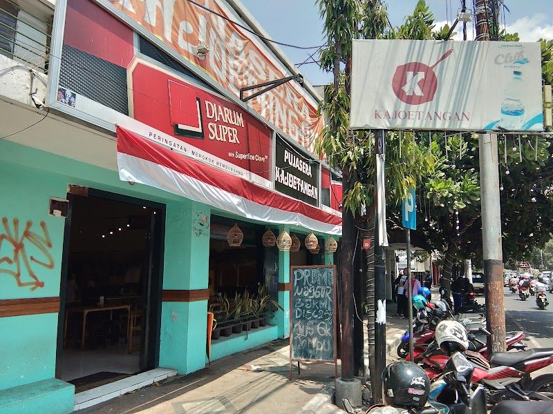 Kajoetangan Food Court