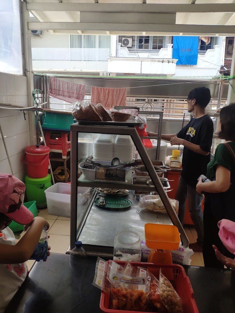Lotus Vegetarian, Janur Asri 1 (Kelapa Gading Barat)