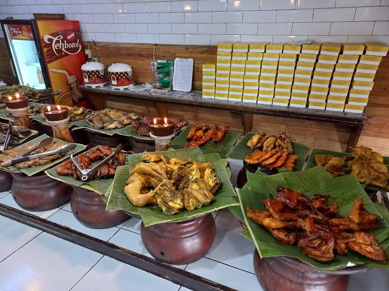 Warung Nasi Ampera Gadobangkong
