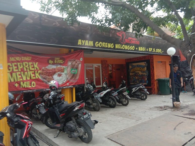 Ayam Goreng Nelongso, Dukuh Kupang