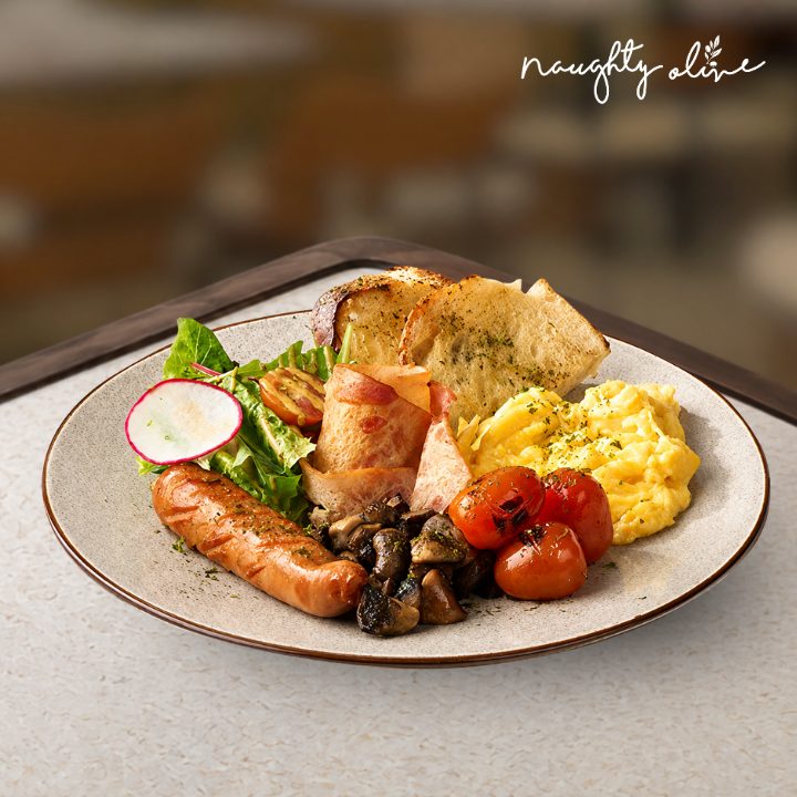 Naughty Olive (Kelapa Gading)