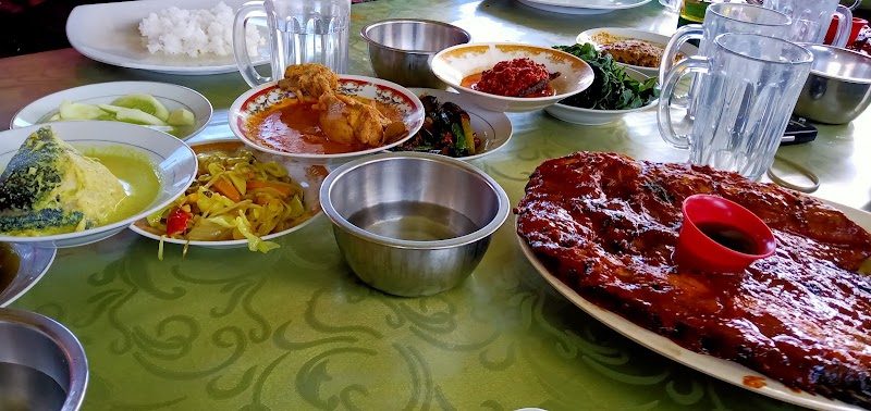 Rumah Makan Kiambang Raya