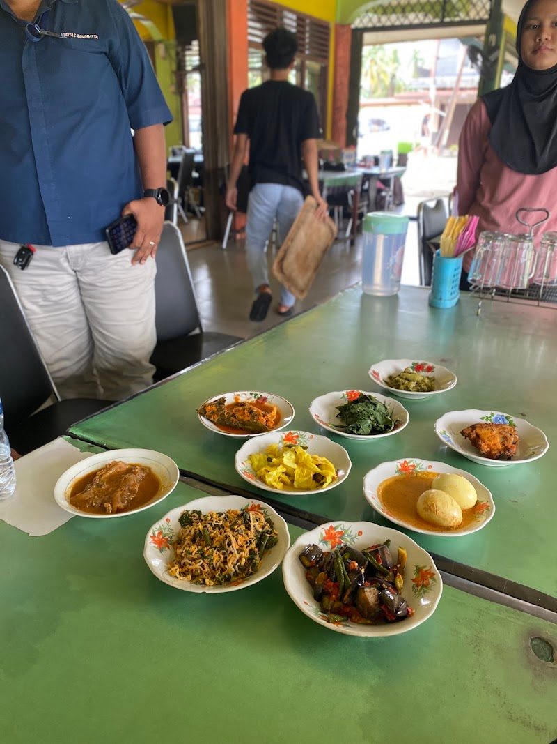 Rumah Makan Kiambang Raya
