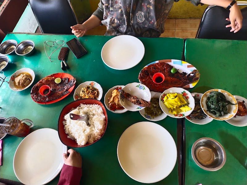Rumah Makan Kiambang Raya