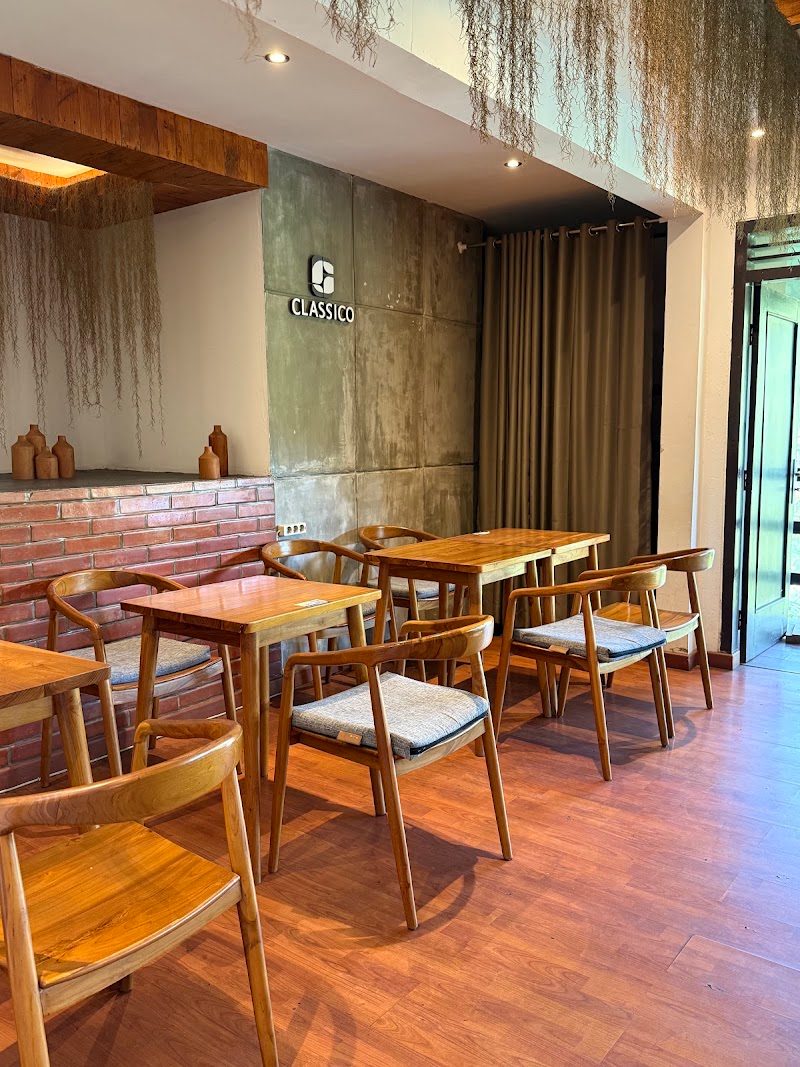Classico Coffee & Bake
