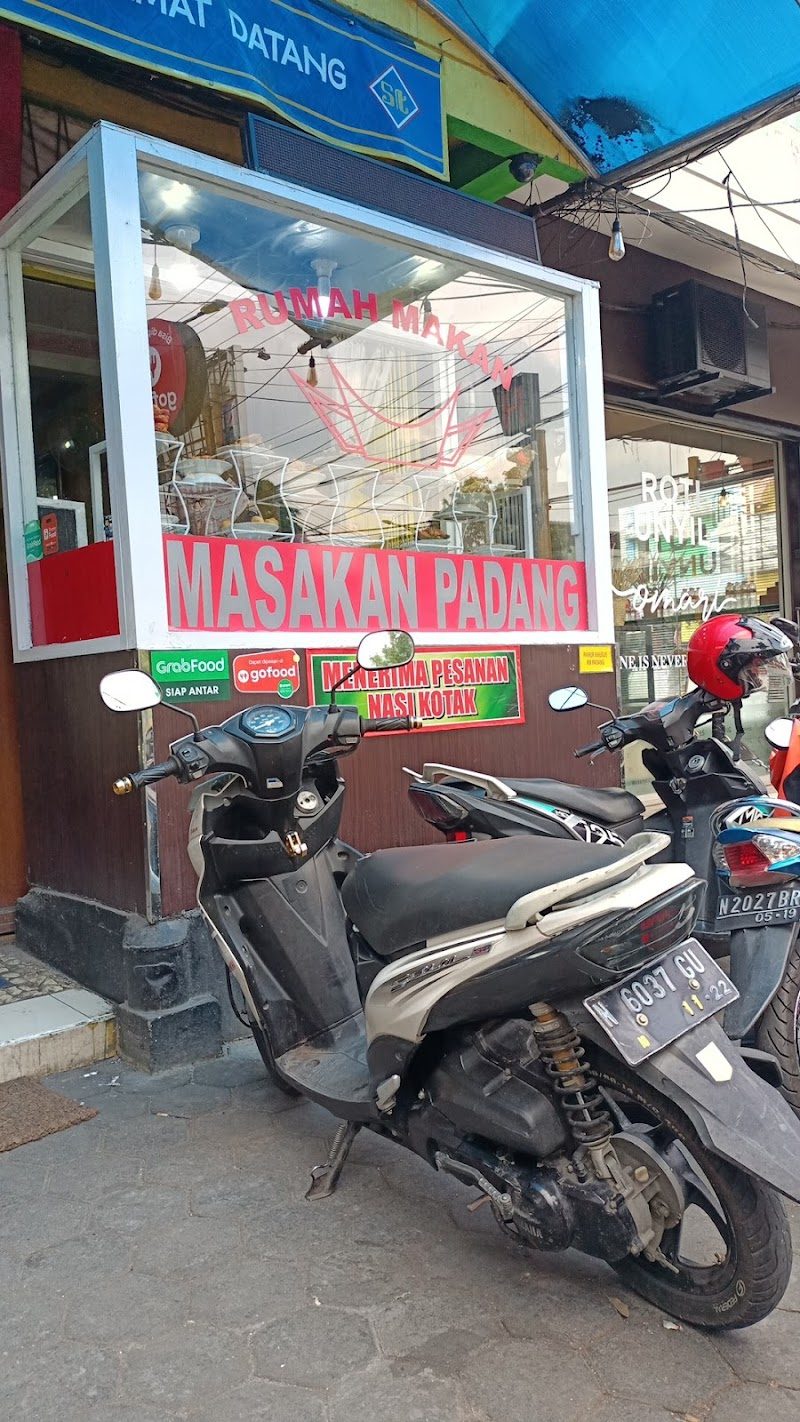 Masakan Padang Ampera Minang Agung Malang