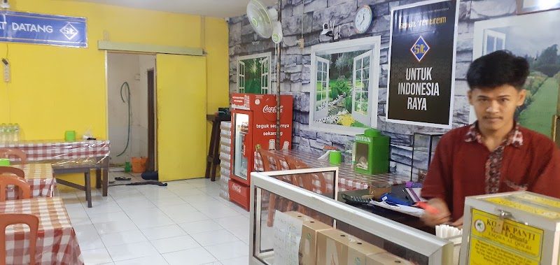 Masakan Padang Ampera Minang Agung Malang