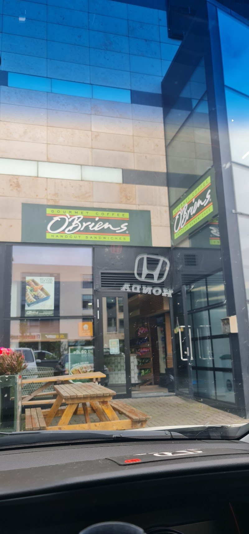 O'Briens Café - Airside (Unit 4)