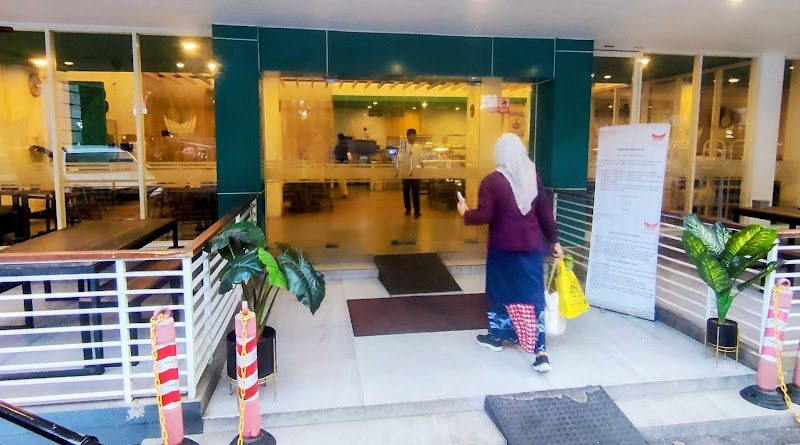 Restoran Padang Simpang Raya Malang Kauman