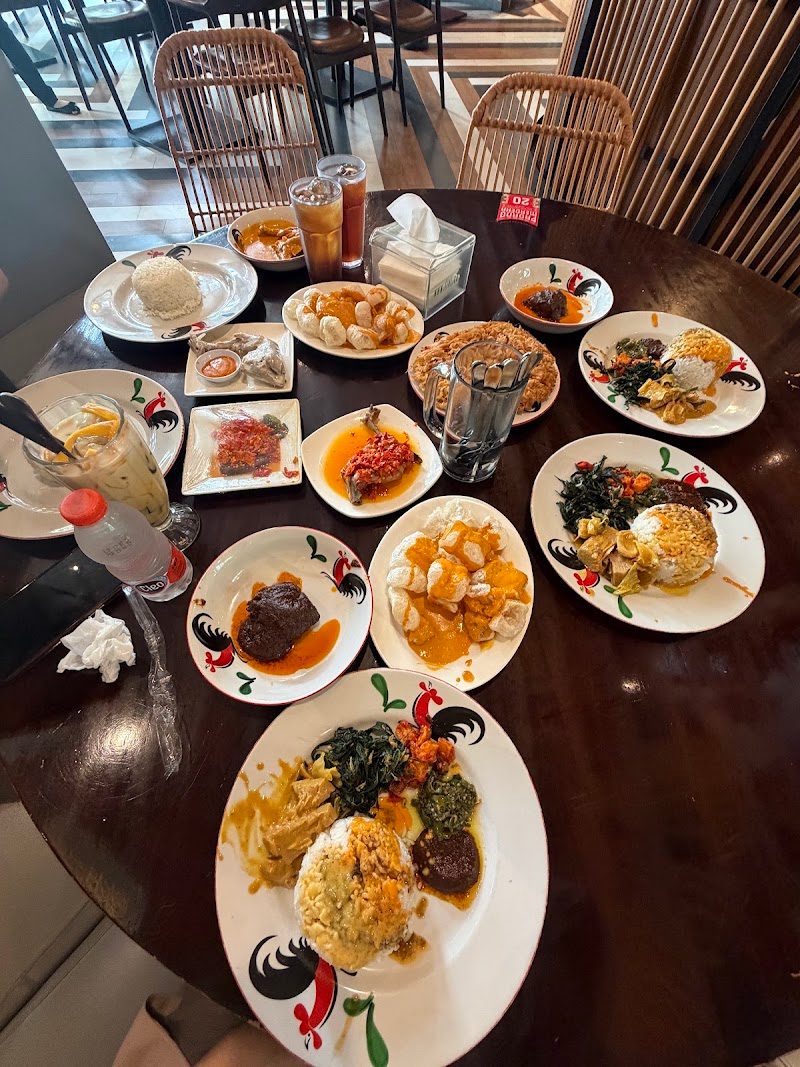 Padang Merdeka Malang - Elpico Food Park