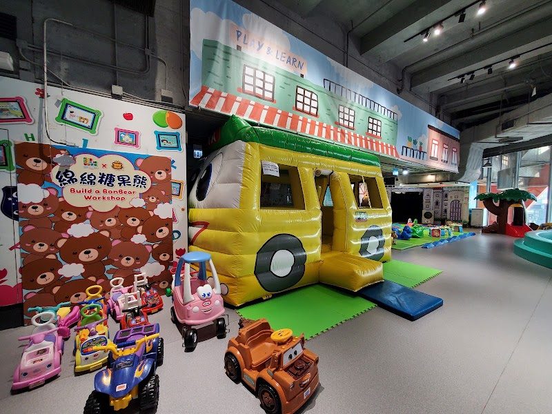 E3 Club Playland (E Cube Club)