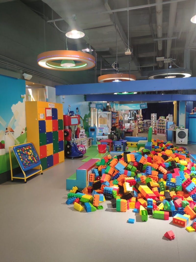 E3 Club Playland (E Cube Club)