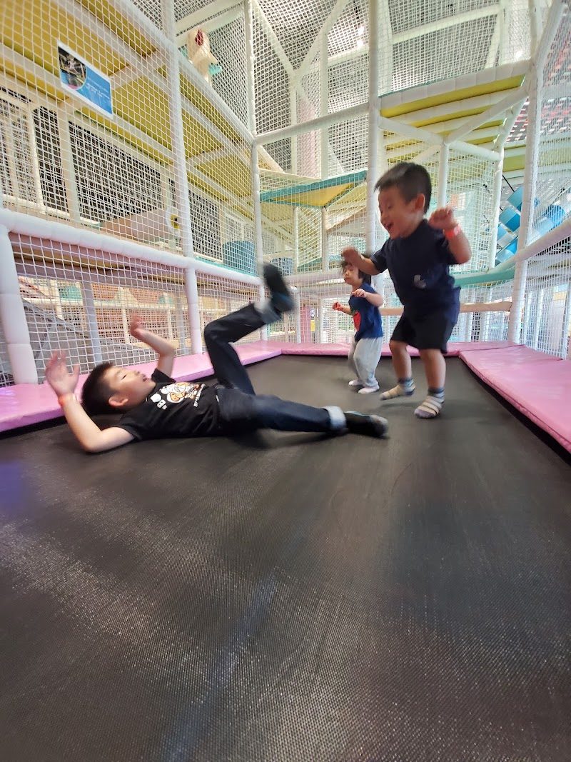 E3 Club Playland (E Cube Club)