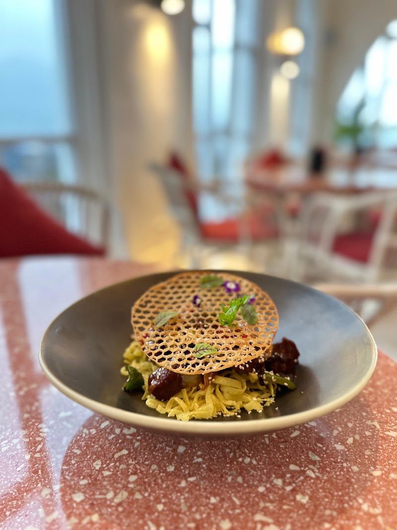 Skyhill Dining & Bar