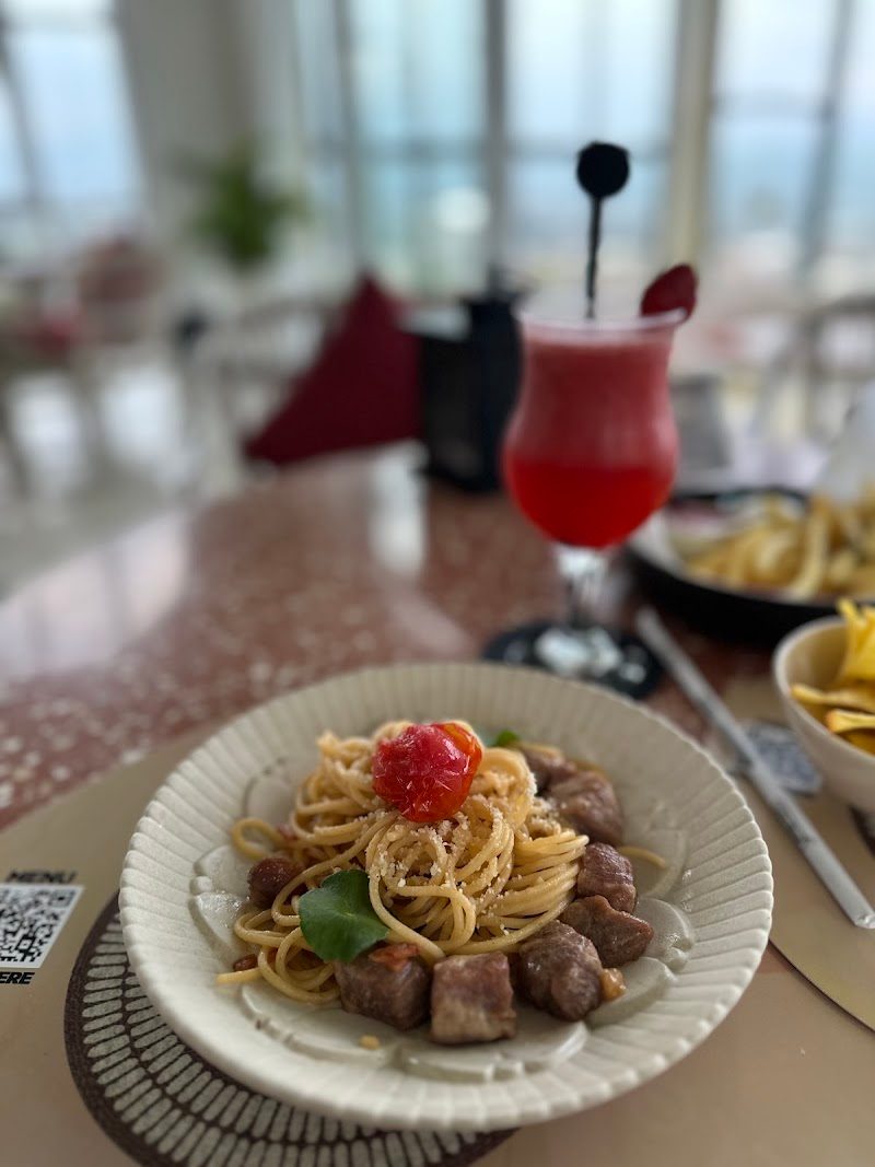 Skyhill Dining & Bar