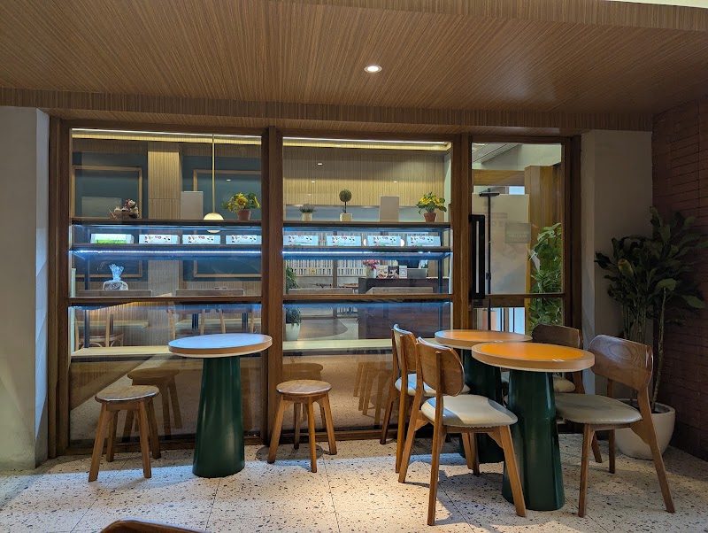 Five Monkeys Burger Bandung